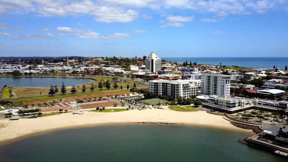 Bunbury Hotel Koombana Bay Экстерьер фото